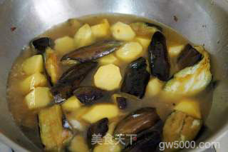 土豆炖茄子的做法步骤：5