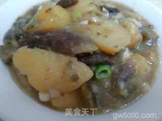 超下饭的东北家常菜～茄子炖土豆的做法步骤：7