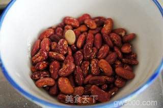 芸豆大碴子粥的做法步骤：2