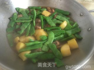 排骨焖东北扁豆的做法步骤：9