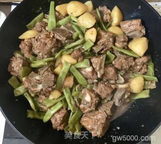 东北乱炖的做法步骤：6