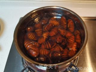 葱烧茧蛹的做法步骤：1