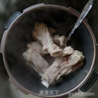 酱大骨的做法步骤：4