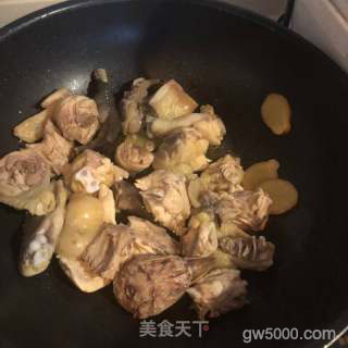 小鸡炖土豆的做法步骤：2