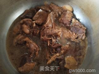 高压锅版炖大鹅的做法步骤：8