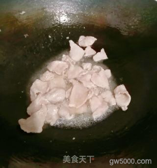 尖椒干豆腐的做法步骤：1