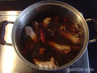 正味湖北小吃——麻辣鸭脖子的做法步骤：9