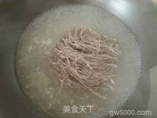 鸭血粉丝汤的做法步骤：7
