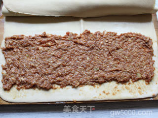 金针千张肉卷儿的做法步骤：3