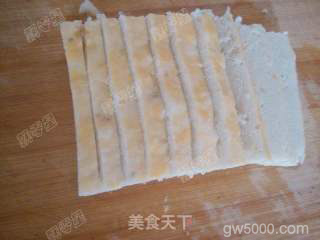 剁椒蒸鱼糕的做法步骤：2