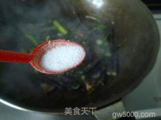 腊肉炒红菜苔的做法步骤：6