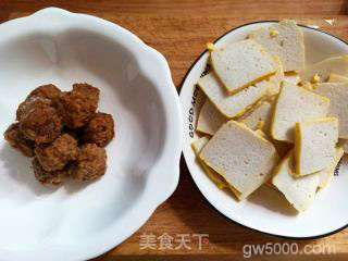 蒸鱼糕藕圆的做法步骤：1