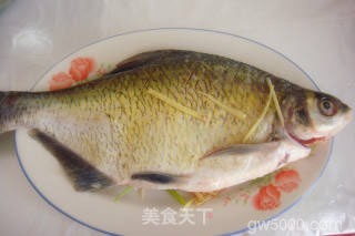 湖北家乡菜--清蒸武昌鱼的做法步骤：4