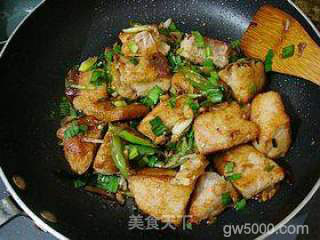 佐酒下饭两相宜-------【香煎糍粑鱼】的做法步骤：14