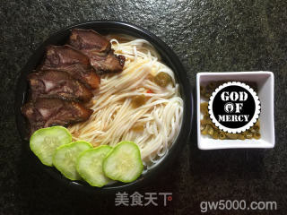 开胃去乏的酸豆角酱牛肉汤面的做法步骤：13