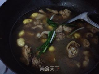 板栗烧鸡的做法步骤：8