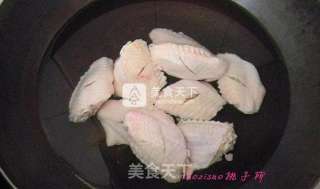 板栗烧鸡翅的做法步骤：3
