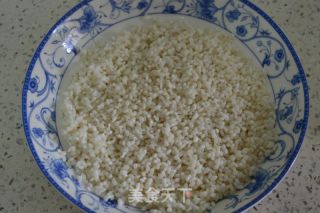 虾肉珍珠丸子的做法步骤：1