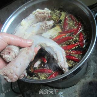 麻辣鸭脖子的做法步骤：7