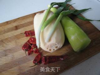 我的锅：热滋滋 辣呵呵 的美味菜--板鸭莴笋香锅的做法步骤：2
