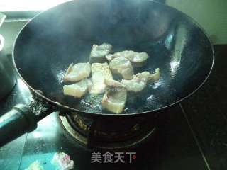 红苔菜煮鱼的做法步骤：5
