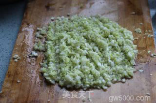 薯粉蒸肉的做法步骤：4