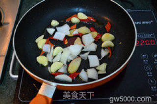 【三杯鸡】的做法步骤：3