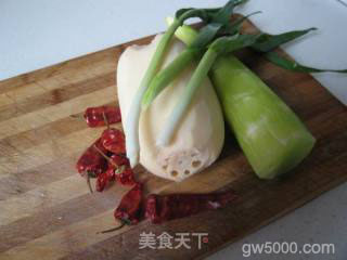 我的锅：热滋滋 辣呵呵 的美味菜--板鸭莴笋香锅的做法步骤：2