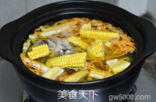 虫草干贝玉米汤的做法步骤：7