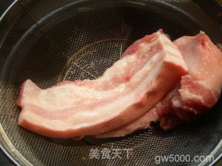 抄袭成功的：粉蒸肉的做法步骤：1