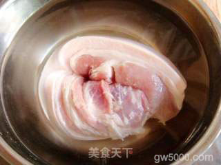 粉蒸肉的做法步骤：1