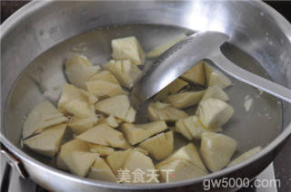 豆酱油焖笋的做法步骤：2