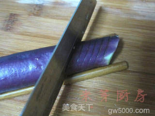 南昌特色肉末茄子的做法步骤：2