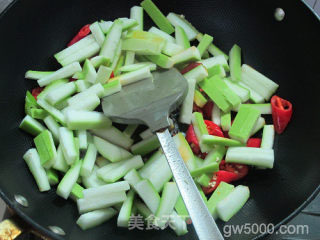 南昌风味炒瓠子皮的做法步骤：5