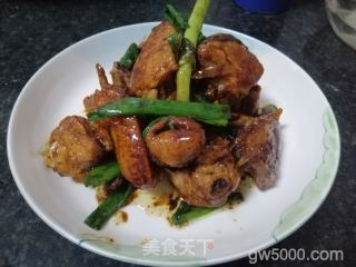 三杯鸡的做法步骤：12