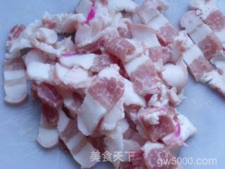 柚子皮变身餐桌上最受欢迎的消食解腻菜——柚香粉蒸肉的做法步骤：8