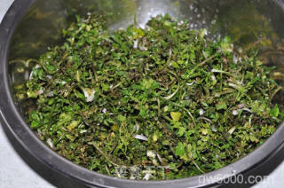 荠菜麦饭的做法步骤：3