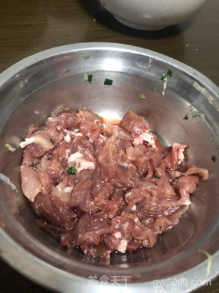 薯粉饺子的做法步骤：2