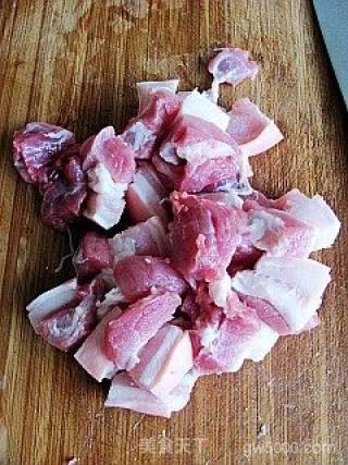 电压锅版米粉蒸肉的做法步骤：2