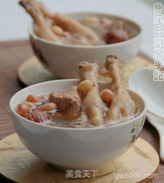花生眉豆鸡脚汤的做法步骤：11