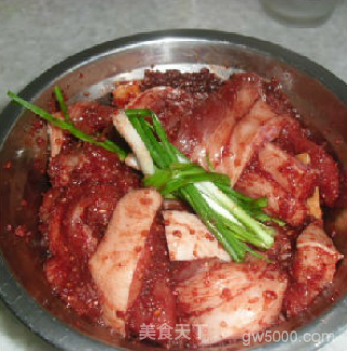 粉蒸肉的做法步骤：6