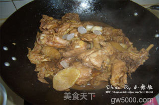 三杯鸡的做法步骤：4