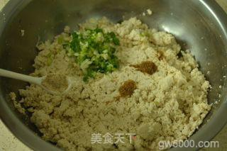 炸豆腐圆子的做法步骤：2