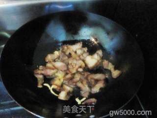 青蒜炒腊肉的做法步骤：4