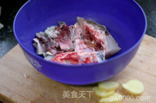 私房酸菜鱼的做法步骤：1