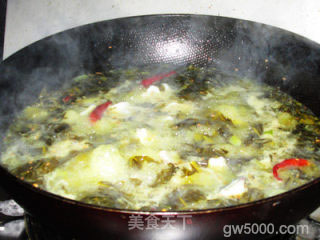 酸菜鱼火锅的做法步骤：18