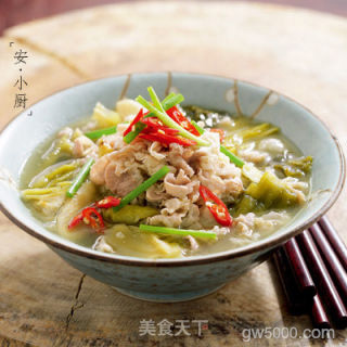 酸汤肥牛的做法步骤：7