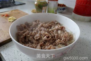 酸汤肥牛的做法步骤：5