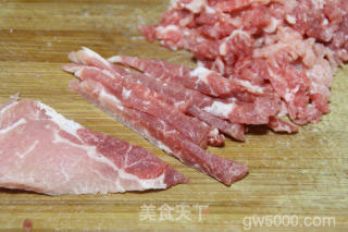 【清炖狮子头】：清淡不寡淡的年味菜的做法步骤：3