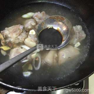 红烧猪蹄的做法步骤：5